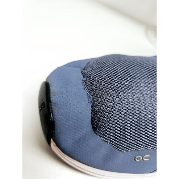 Athletic_Shoes